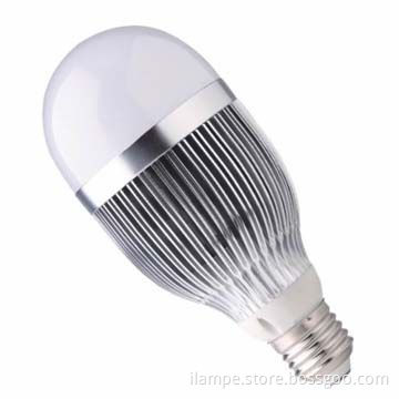 LED Bulb, 2835 LED Chip as Light Source, Pure Light, High-uniformity in Color Temperature